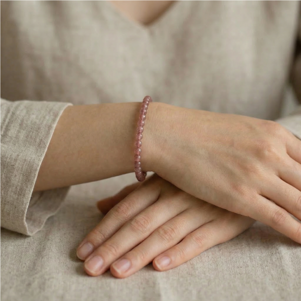 Bracelet fin en quartz rose naturel — Perles 3 mm